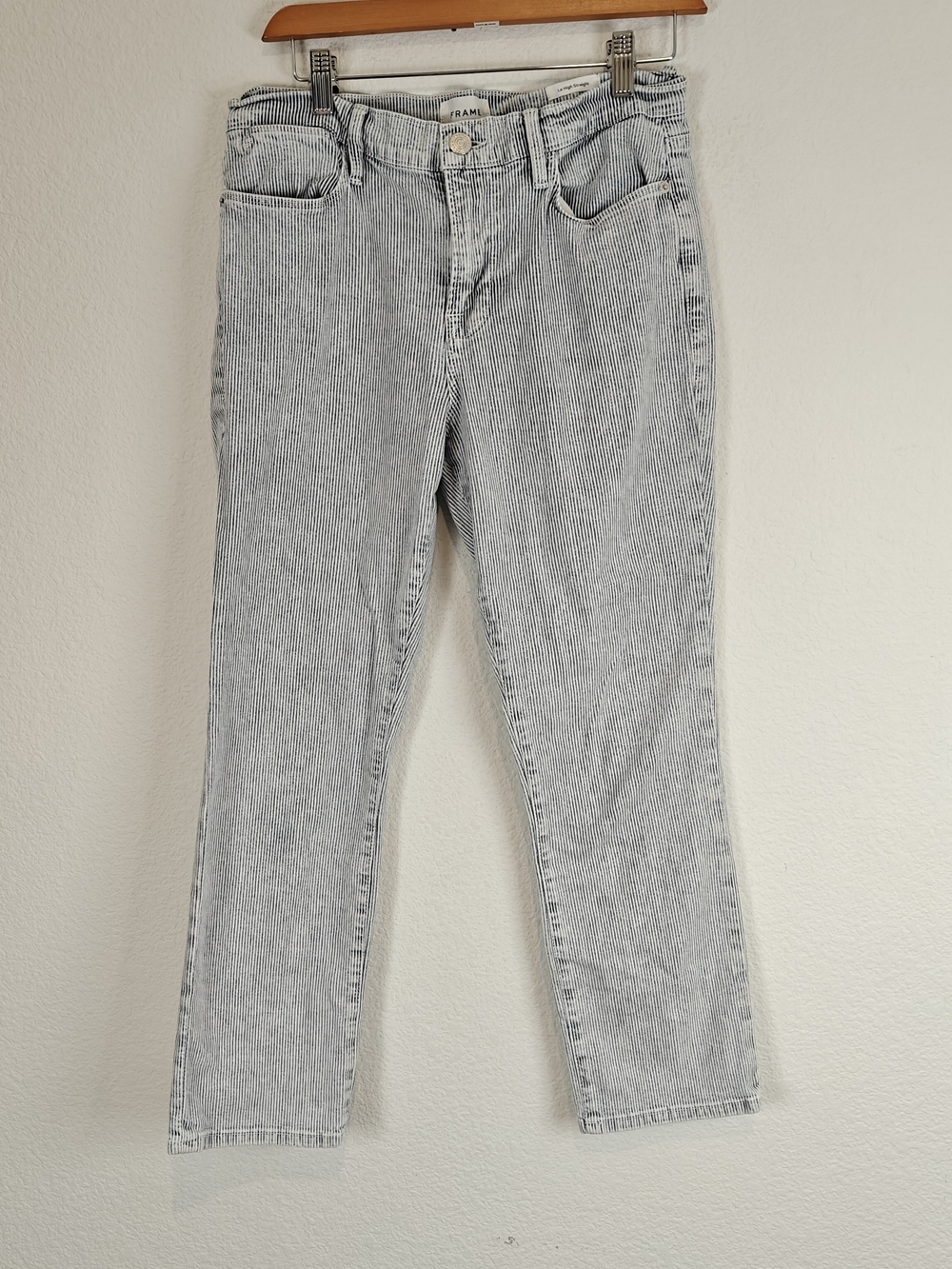 FRAME Le High Straight Crop Railroad Stripe Jeans Size 29 Coastal Chic Pinstripe